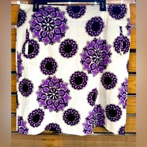 Women’s (Willi Smith) 22in. long mini skirt, sz. 14,